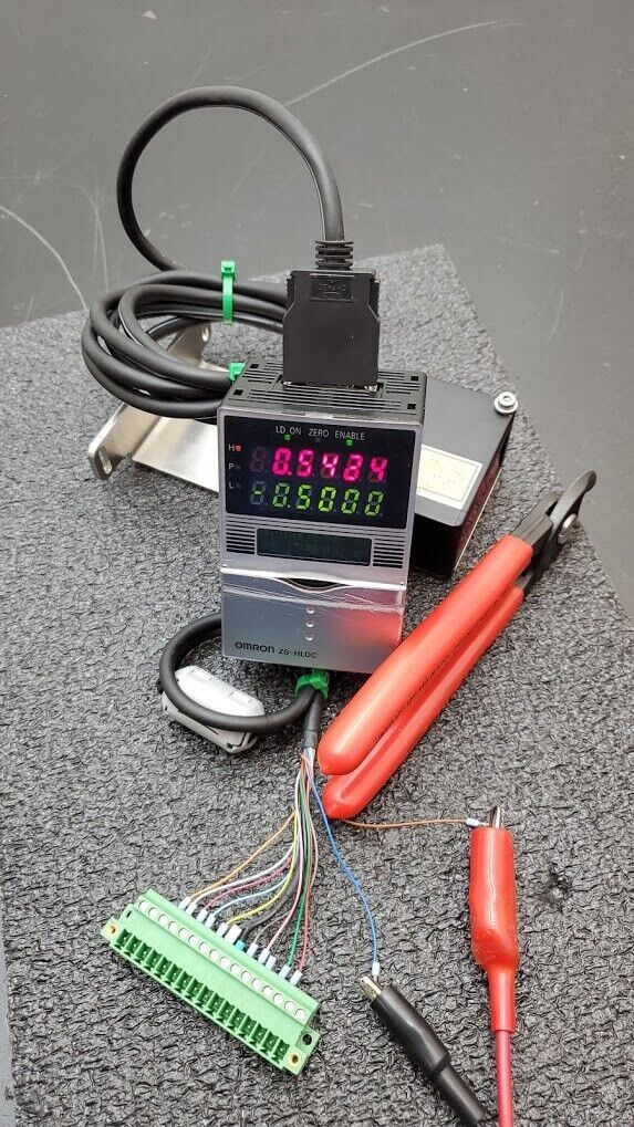 Omron ZS-HLDC41 Smart Sensor Controller + ZS-LD20T Laser Distance Meter Sensor