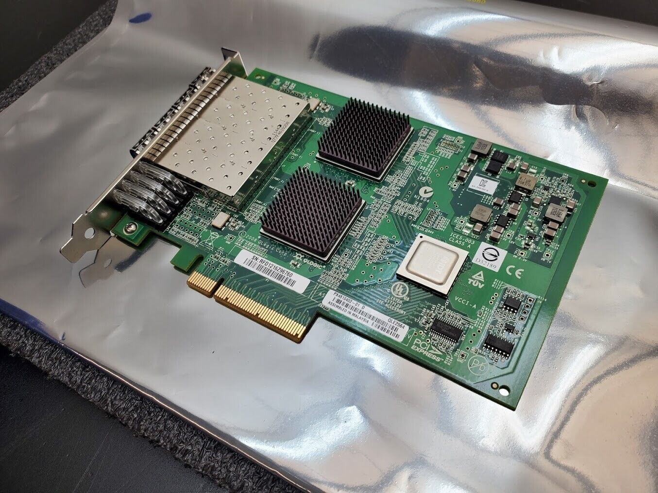 Quad Port QLogic QLE2564 FC HBA PCI-E Fiber Channel 4 Port + 4x 8Gb Transceivers