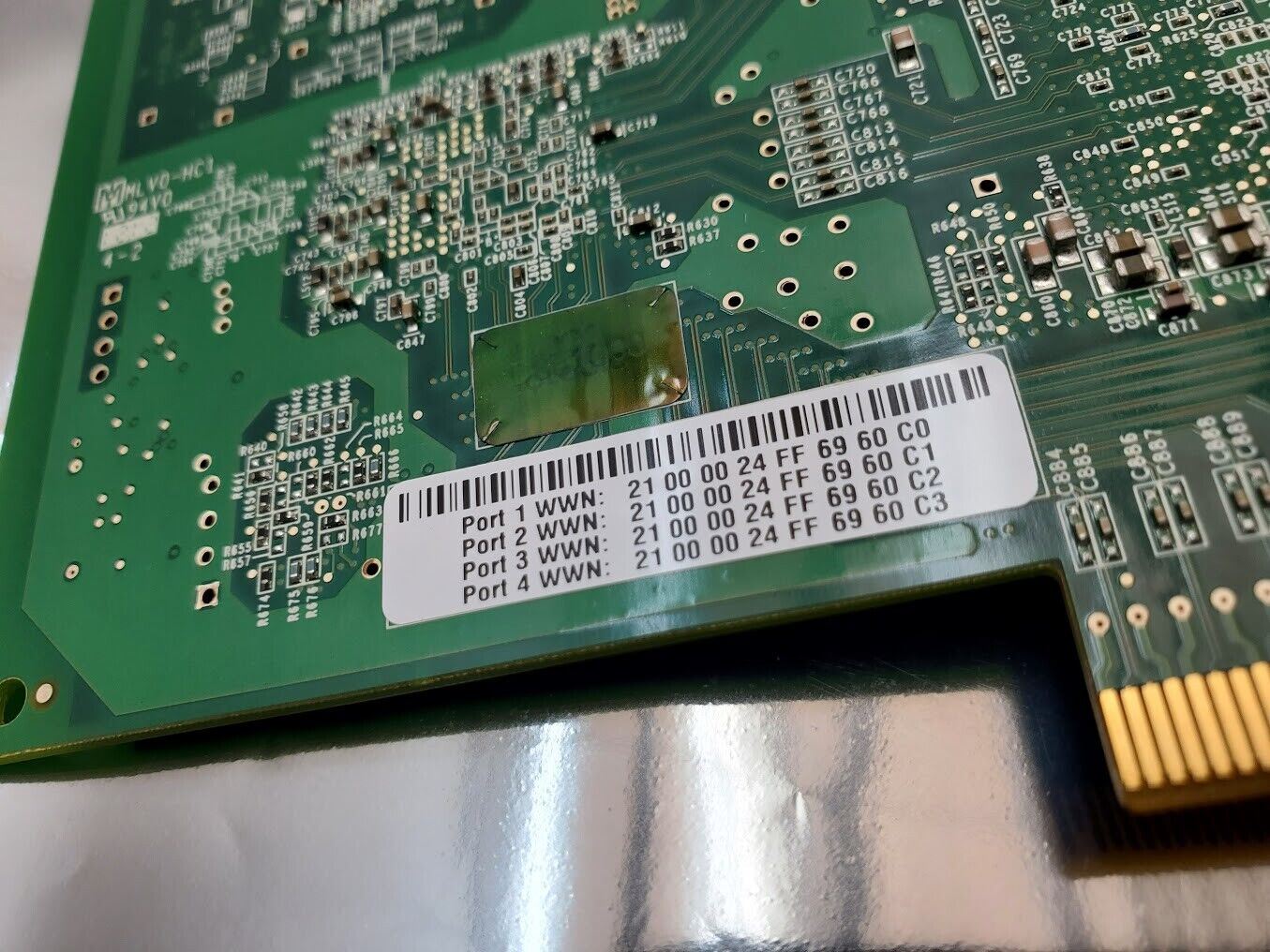 Quad Port QLogic QLE2564 FC HBA PCI-E Fiber Channel 4 Port + 4x 8Gb Transceivers