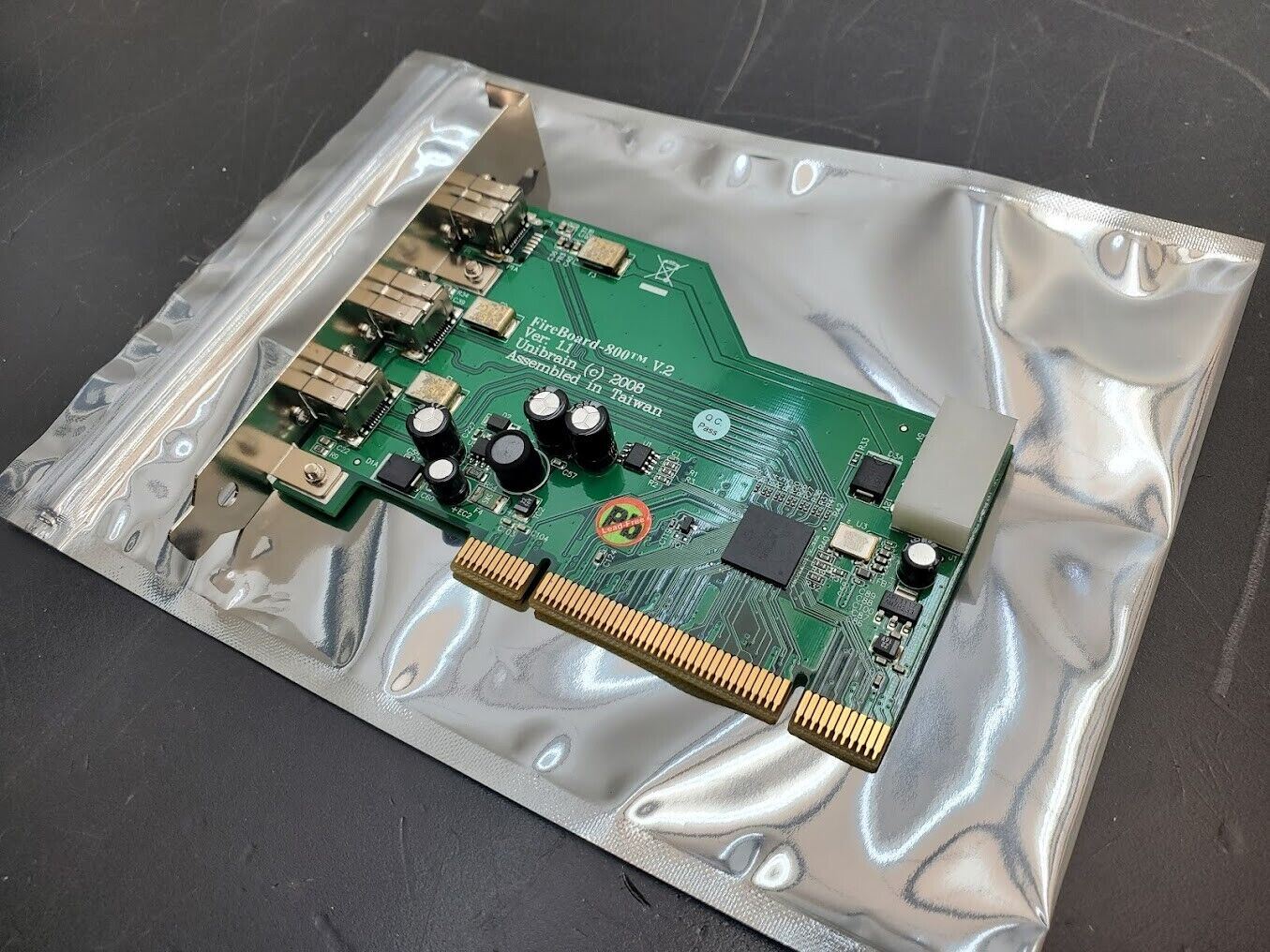 Unibrain FireBoard-800 V.2 1394b PCI Adapter Card 3-Port Version 1.1 09912009-1