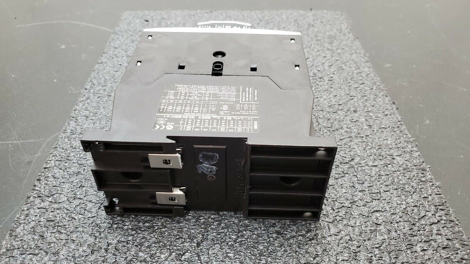 EATON DIL M65 XTCE065D Contactor 220/240V 50/60Hz 65 Amp 3-Pole w DIL M150-XHI11