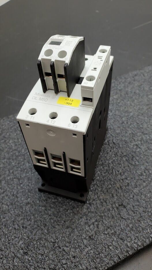 EATON Moeller DIL M50 Contactor 115-600V 3-50HP 80 Amp 3-Pole 24VDC Coil