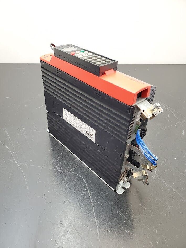 SEW EURODRIVE Movidrive VFD MDX61B0008-5A3-4-0T .75kW 500V BW090-P52B DBG60B-01