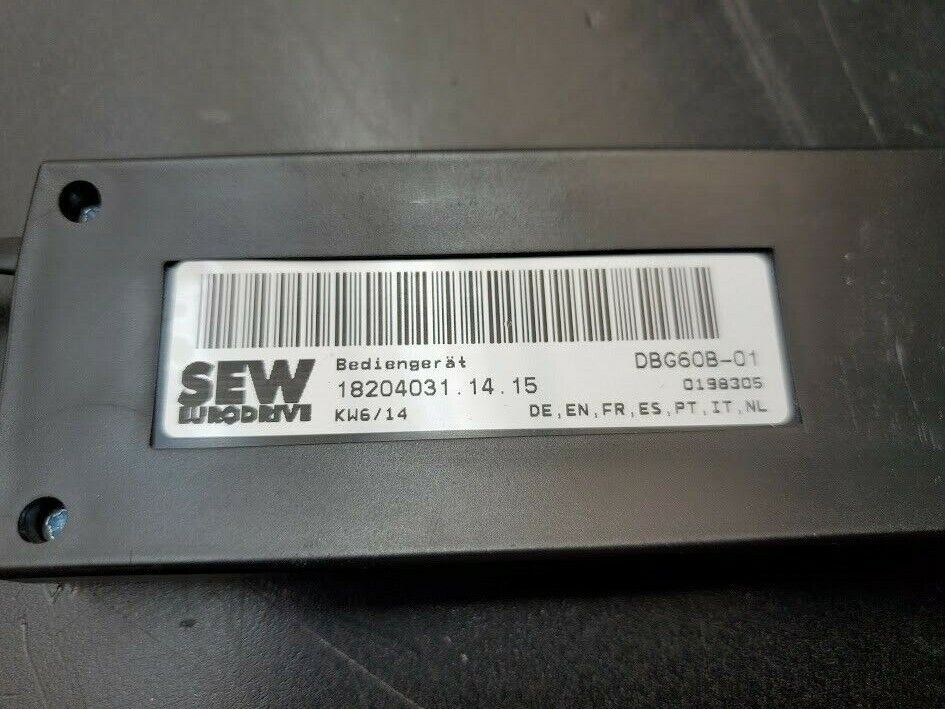 SEW EURODRIVE Movidrive VFD MDX61B0008-5A3-4-0T .75kW 500V BW090-P52B DBG60B-01