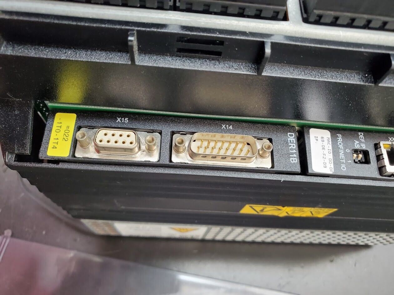 SEW EURODRIVE Movidrive VFD MDX61B0008-5A3-4-0T .75kW 500V BW090-P52B DBG60B-01