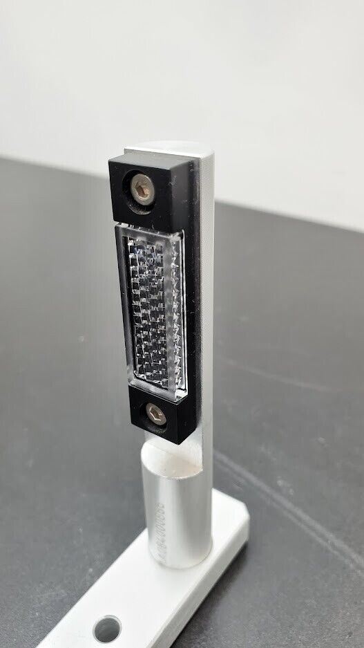 SICK Photoelectric Retro-Reflective Sensor WL140-2P430 w/ P45A Reflector & Mount