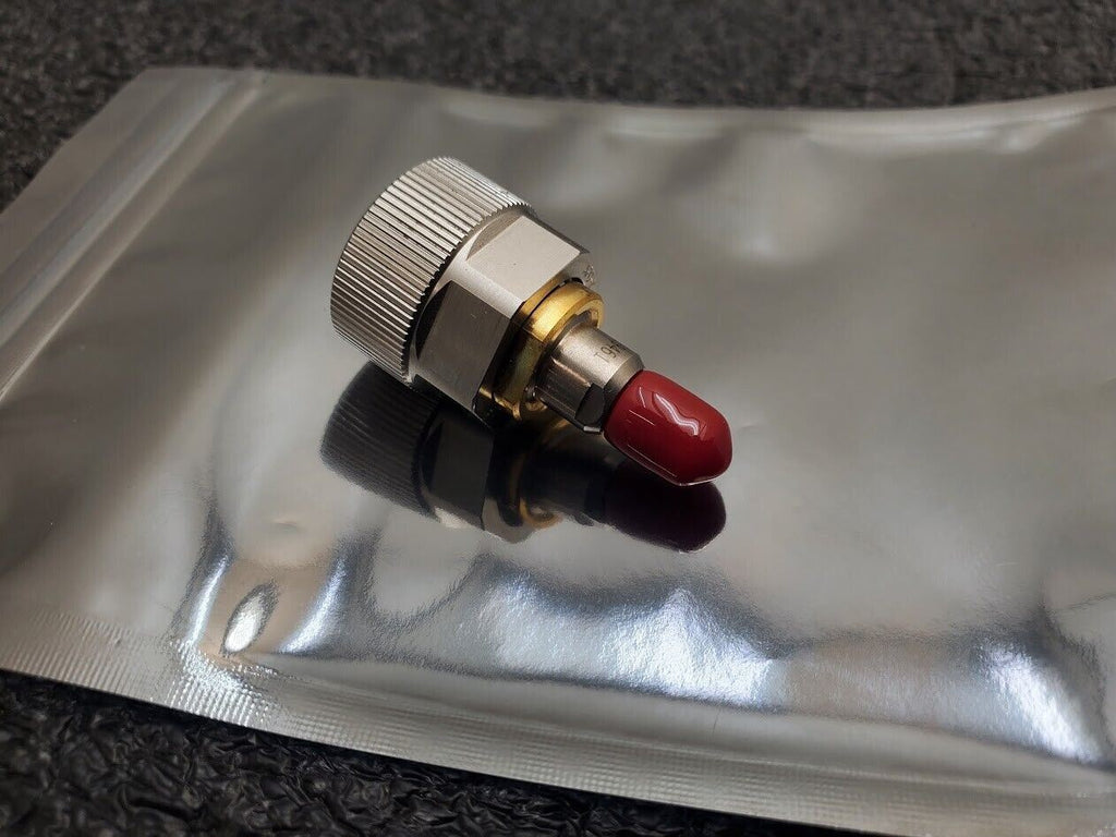 Pasternack Precision 2.92mm Female to 7mm Adapter 50 Ohm DC-18 GHz PE9323