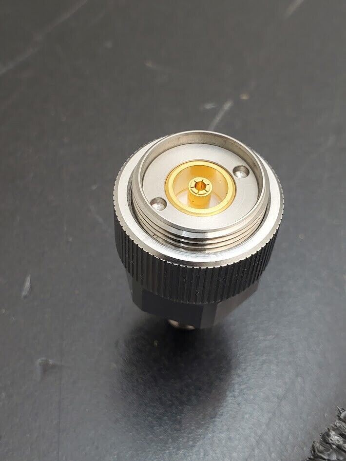 Pasternack Precision 2.92mm Female to 7mm Adapter 50 Ohm DC-18 GHz PE9323