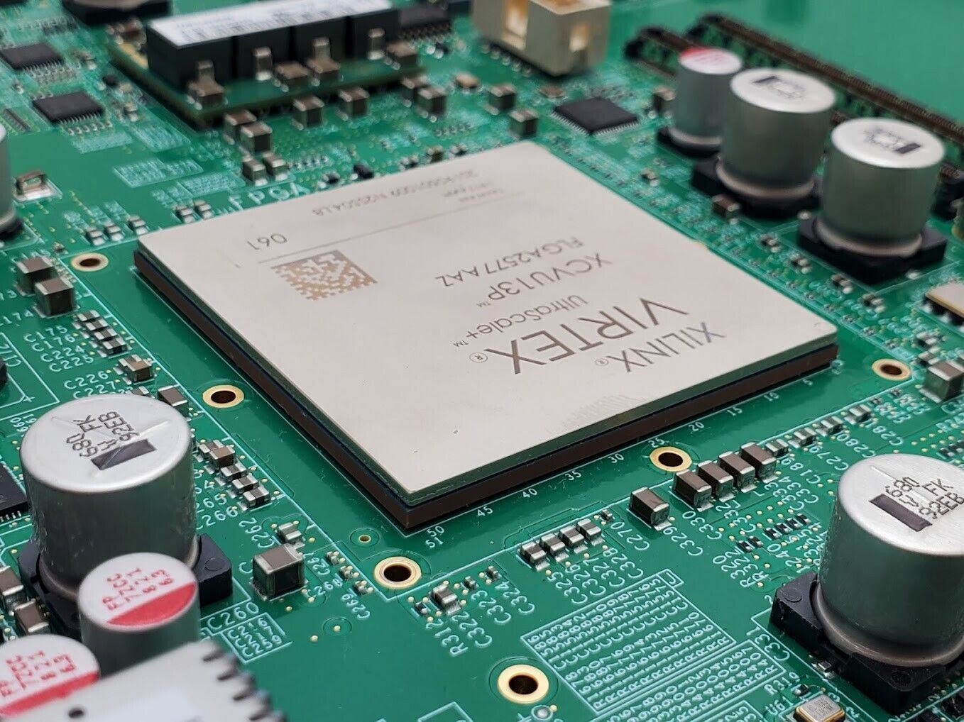 Xilinx Virtex Ultrascale+ XCVU13P FLGA2577AAZ On Board