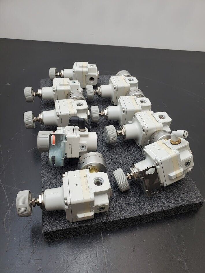 SMC Pneumatic Air Regulator Lot of 9 Used IR2000-N02 150PSI in 1-30PSI Out