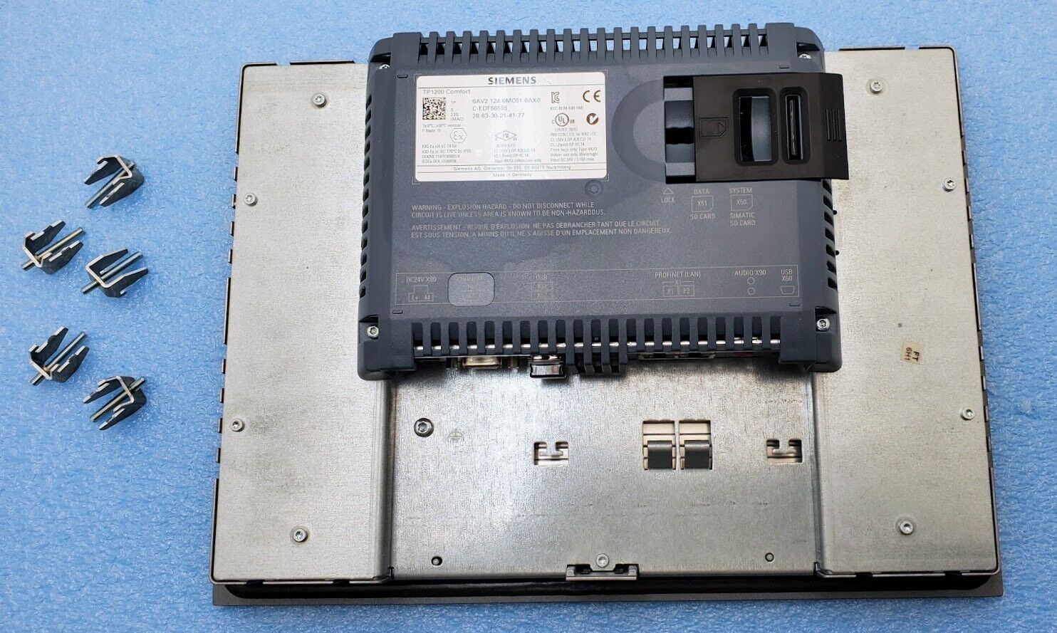 SIEMENS SIMATIC HMI TP1200 Comfort Panel 12 in. Touch Screen 6AV2 124-0MC01-0AX0
