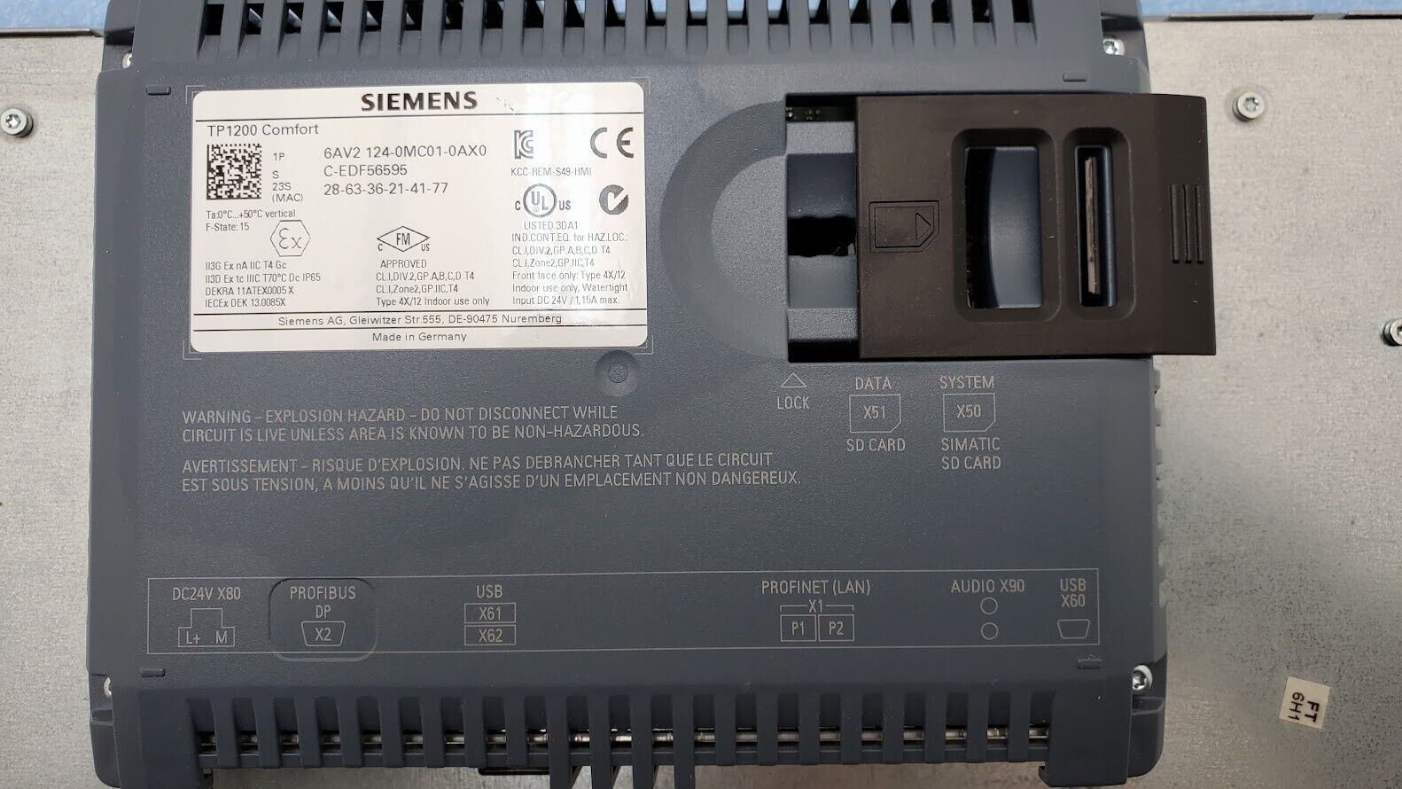 SIEMENS SIMATIC HMI TP1200 Comfort Panel 12 in. Touch Screen 6AV2 124-0MC01-0AX0