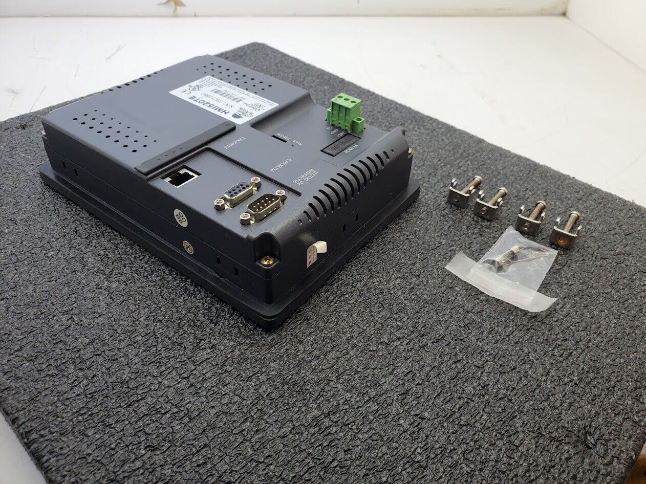 Maple Systems HMI520TE 5.7” Operator Interface Touch Screen 24VDC LCD HMI