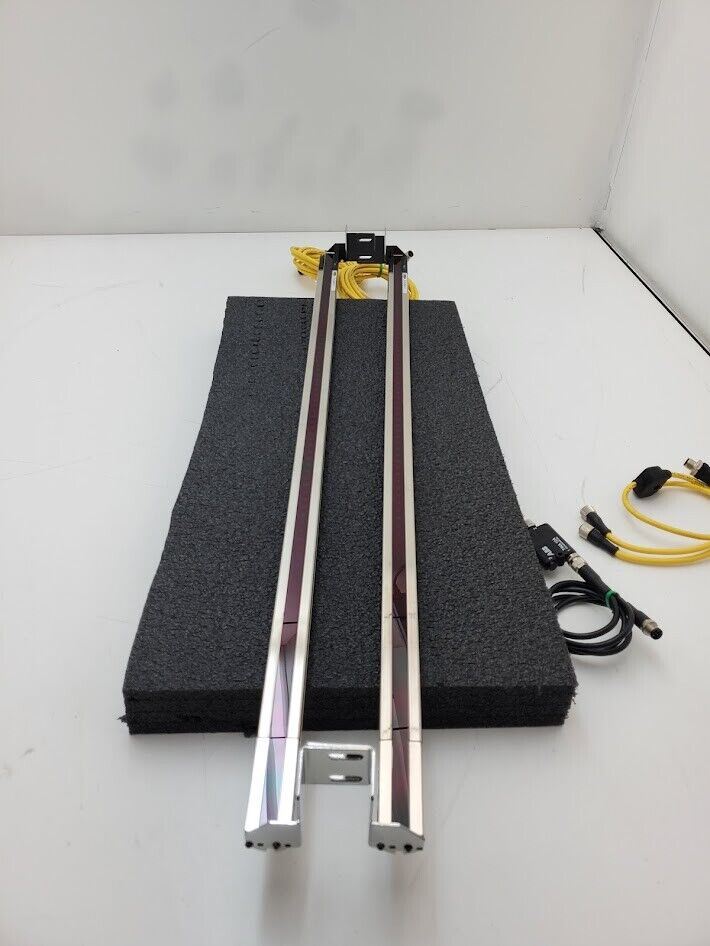 Banner SLPE25-830N SLPR25-830N Light Curtain Kit 830mm Long 0.1-7m Range IP65