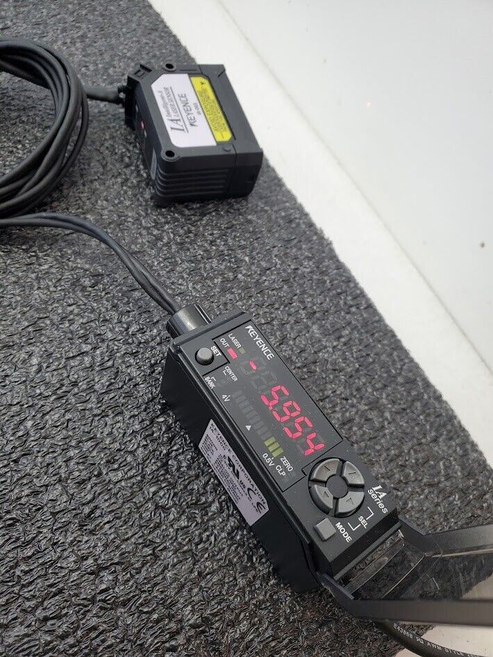 Keyence Laser Displacement Sensor IA-065 CMOS Multi-Function IA-1000 Control