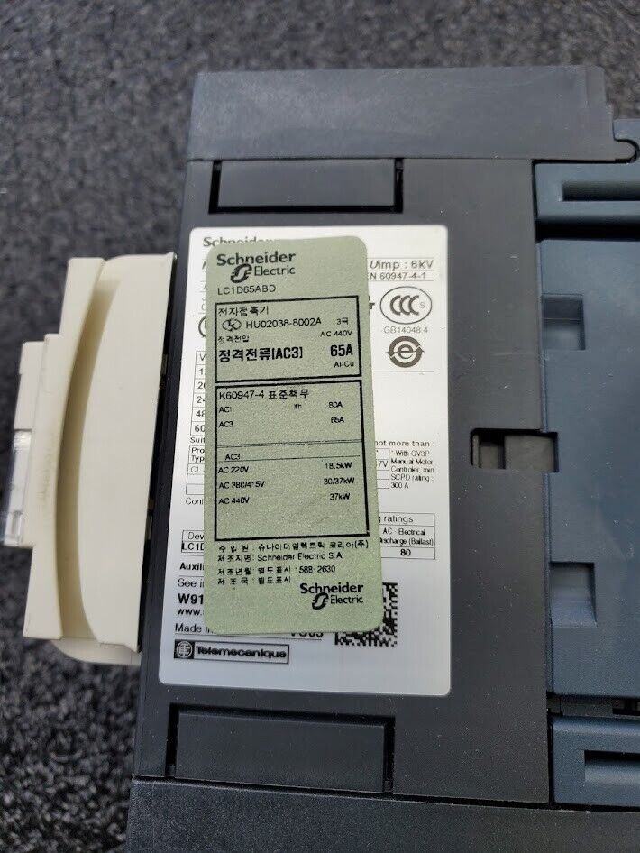 Square D Schneider Electric LC1D65A G7 12-24V Coil 65 AMP 3 Pole Contactor