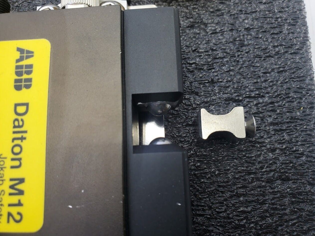 ABB Dalton M12 Electromechanical Lock Ball Latch Ple/SIL3 Adam Eva Door Sensor