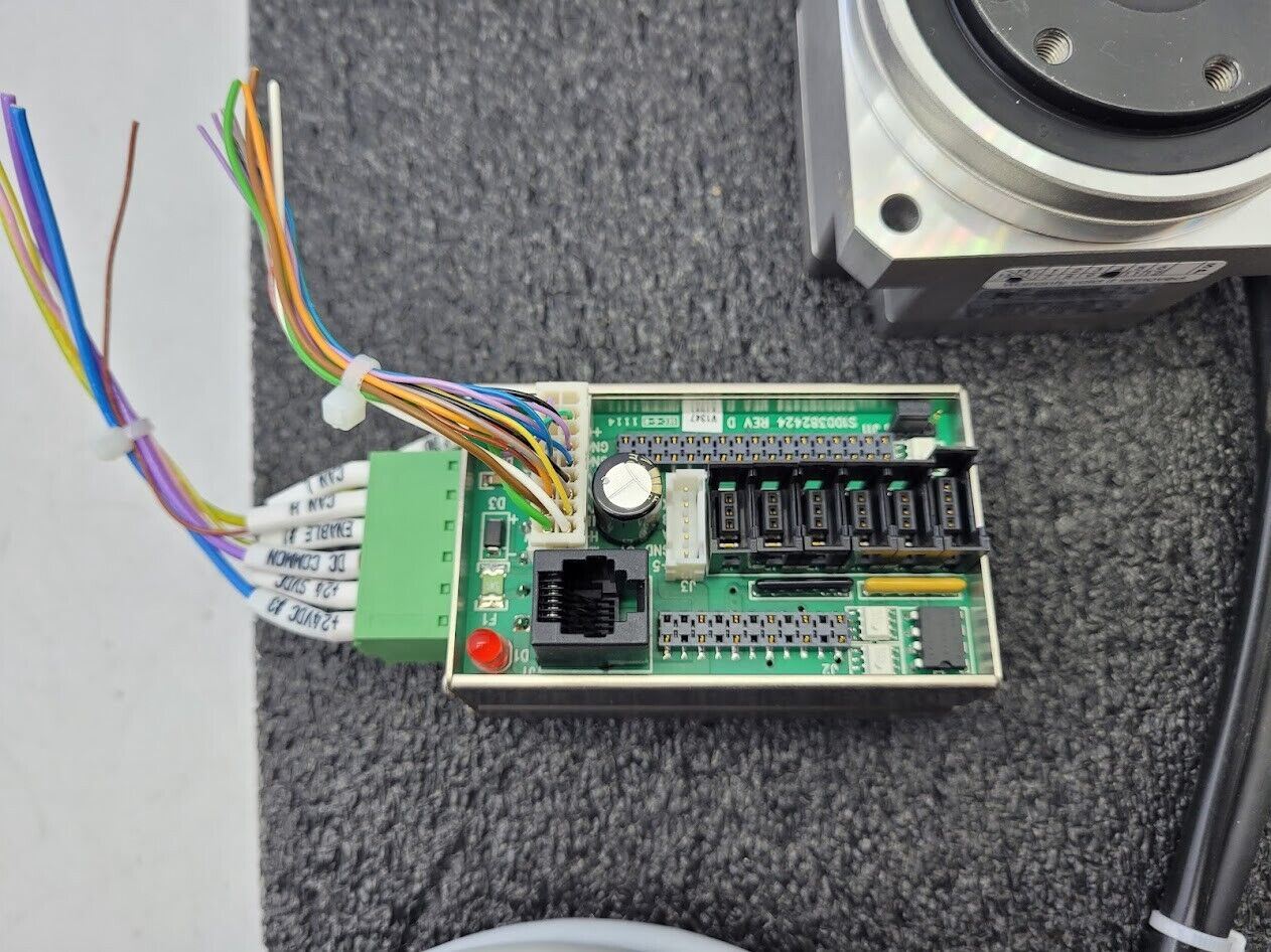 Harmonic Drive Systems AC 24V Servo Actuator FHA-14C-50-US200-E w/control board