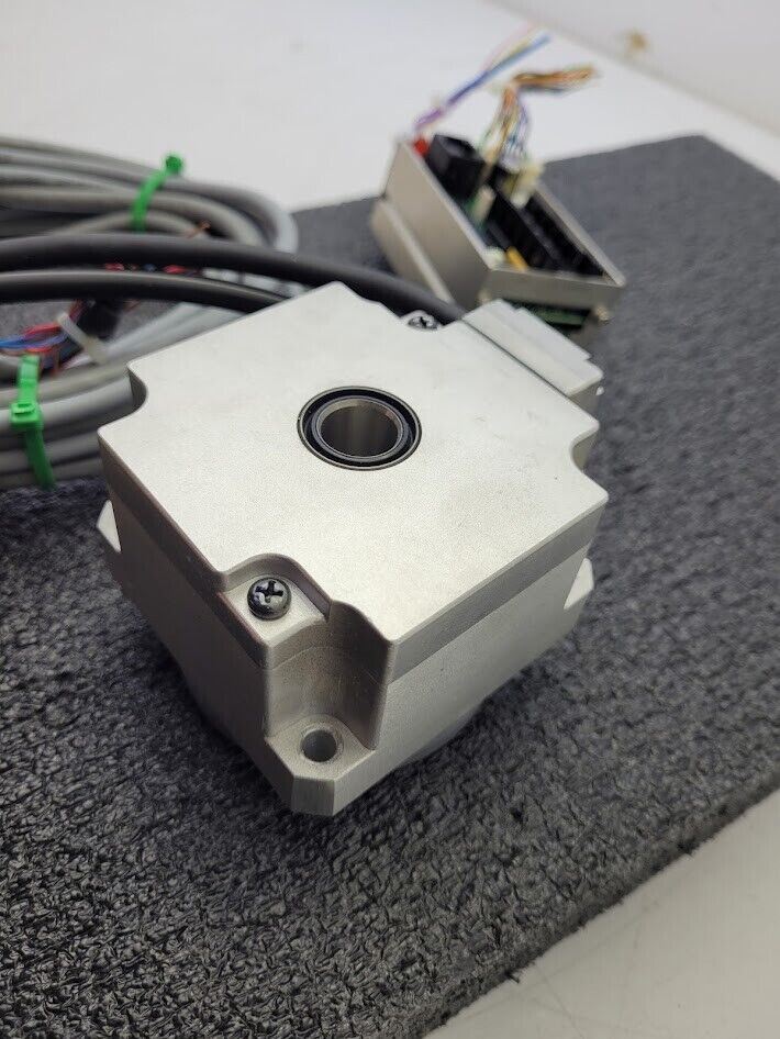 Harmonic Drive Systems AC 24V Servo Actuator FHA-14C-50-US200-E w/control board