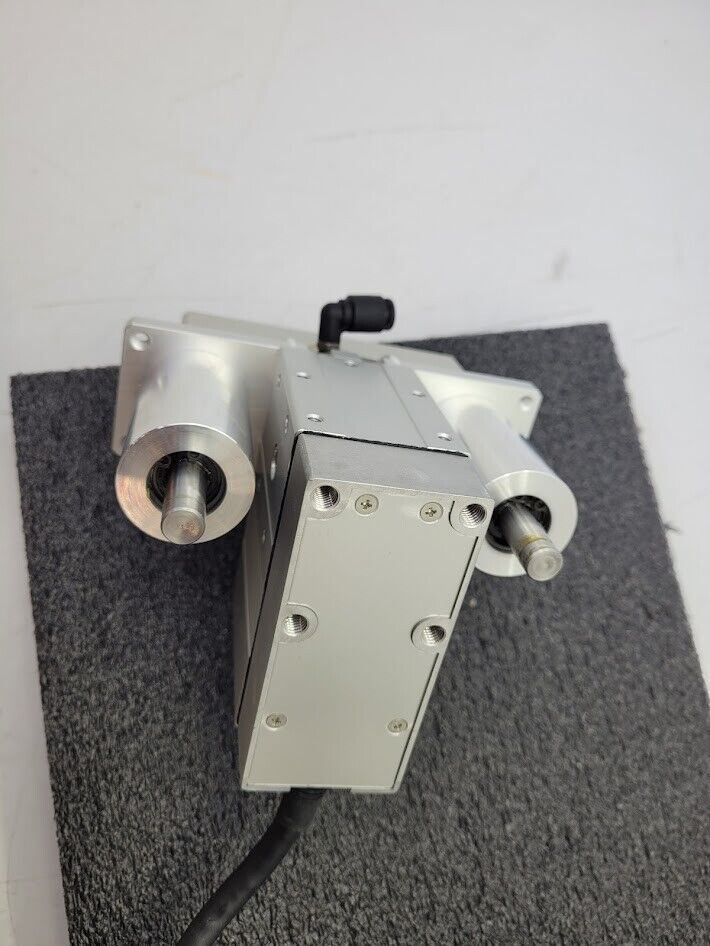 IAI RCP2-SRGD4R Robo Cylinder Guided Linear Actuator With Servo Motor Controller