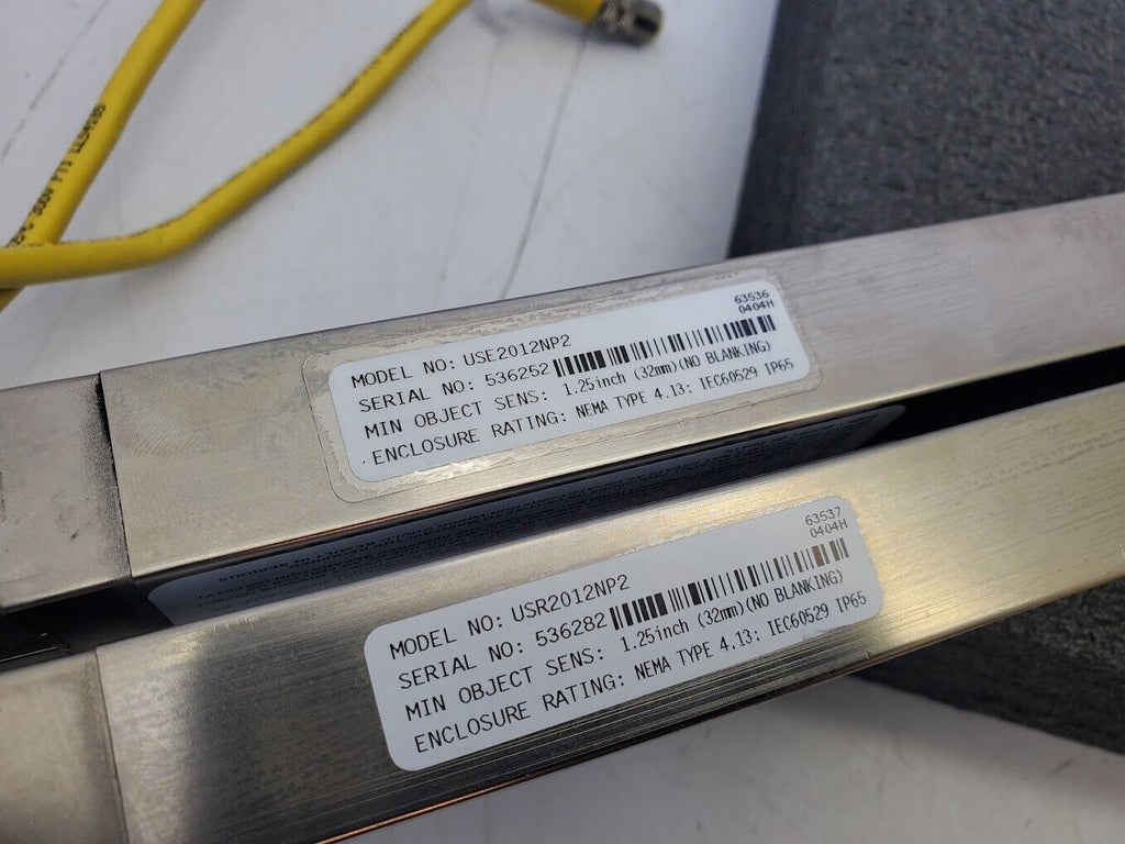 Banner USE2012NP2 & USR2012NP2 MICRO-SCREEN 20" Light Curtain Screen Set B