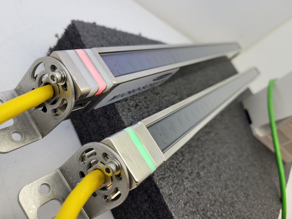 Banner USE2012NP2 & USR2012NP2 MICRO-SCREEN 20" Light Curtain Screen Set Tested