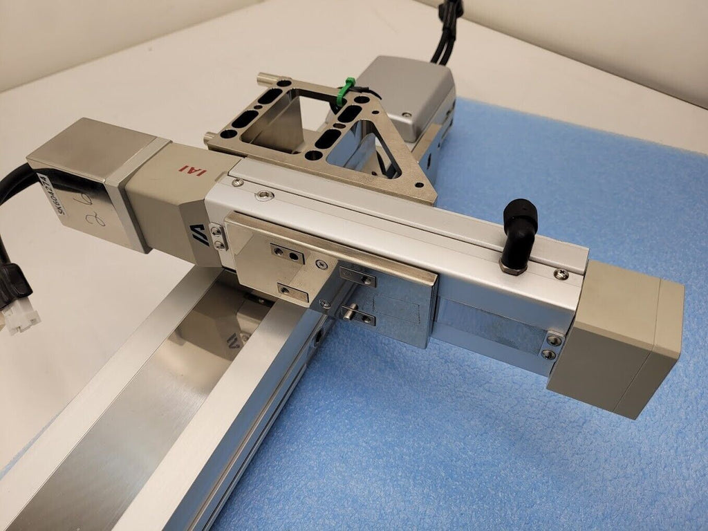 2 Axis IAI Robot Pick and Place ISPD + DS Actuators AMC Servo Drives + Cables C