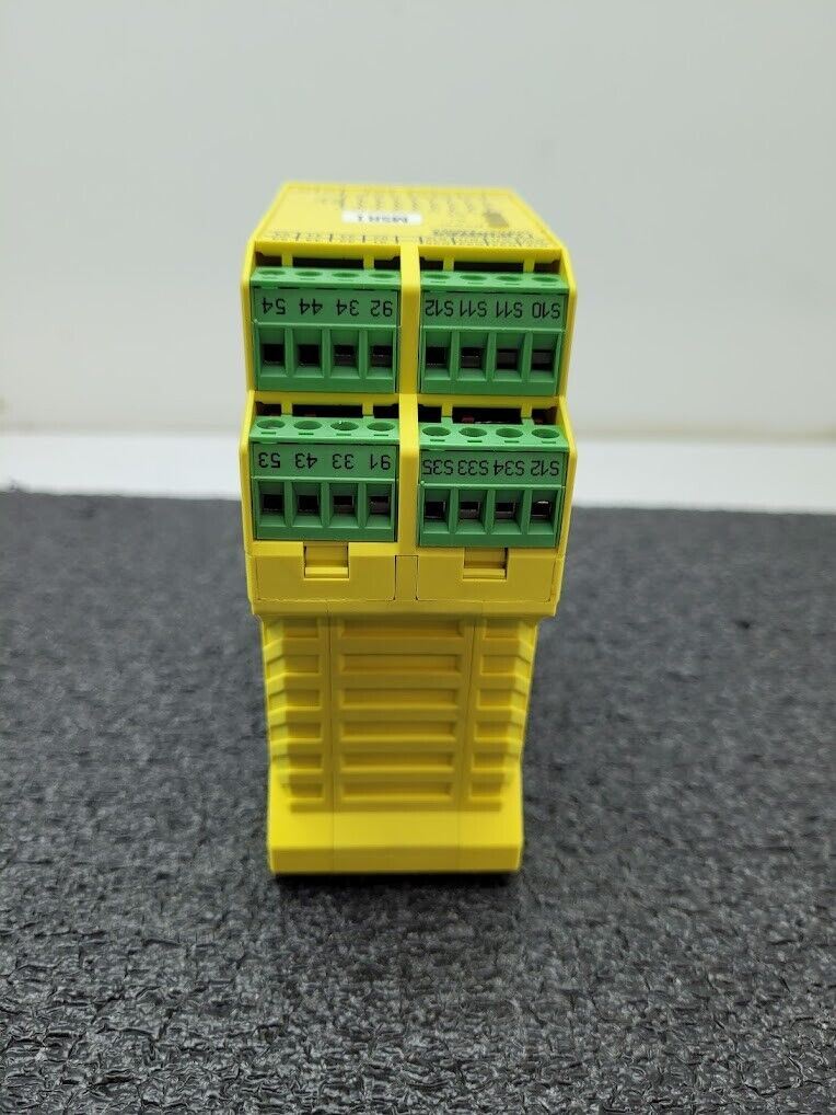 Phoenix Contact PSR-SCP-24UC/ESAM4/8X1/1X2 2963912 Safety Relays 24V AC/DC