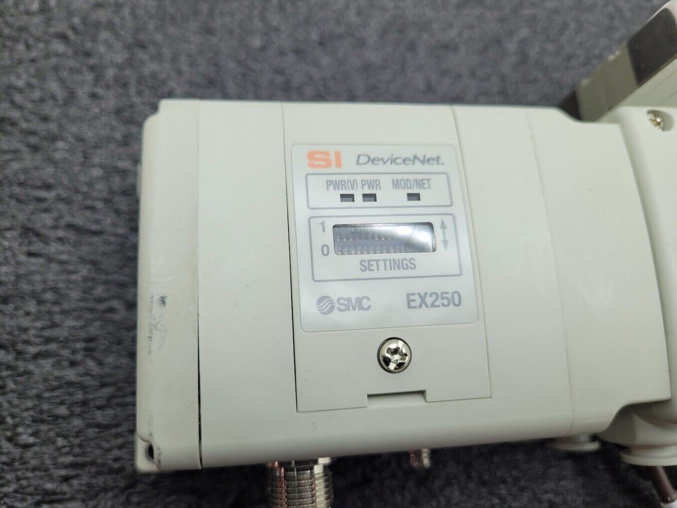 SMC SI Air EX250 SDN1 DeviceNet w 12x VQ1200N-5 -51 Solenoid Valve Block