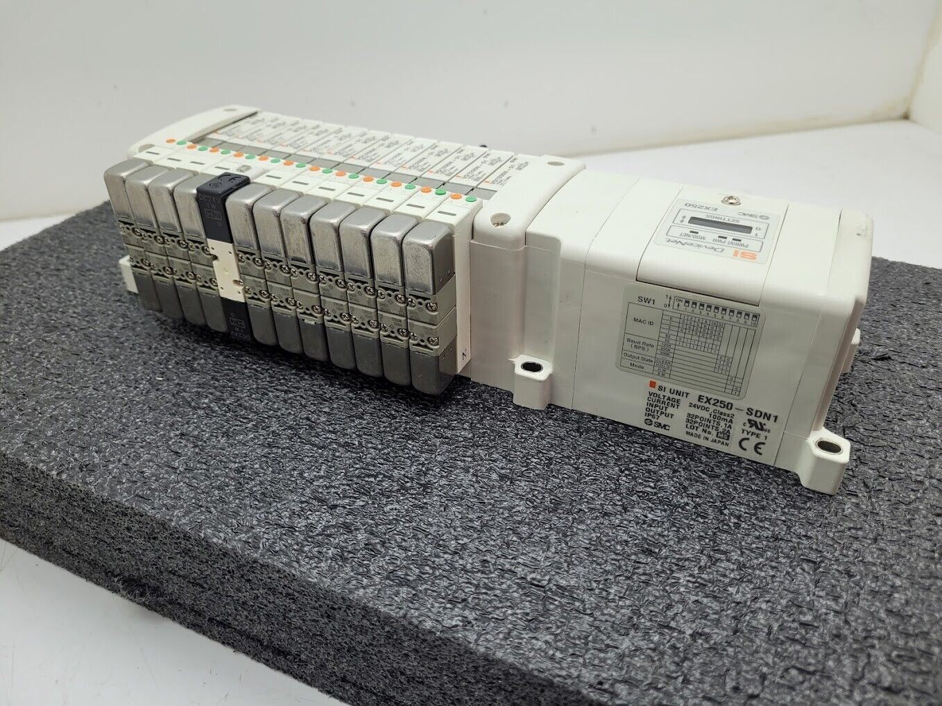 SMC SI Air EX250 SDN1 DeviceNet w 12x VQ1200N-5 -51 Solenoid Valve Block