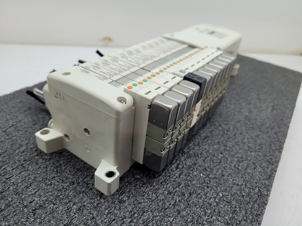 SMC SI Air EX250 SDN1 DeviceNet w 12x VQ1200N-5 -51 Solenoid Valve Block