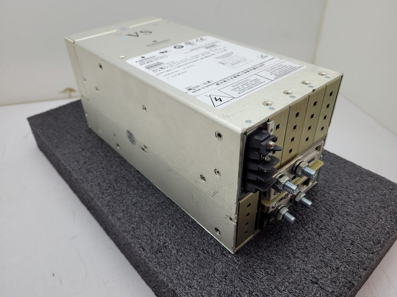 Emerson iVS1-5N0-00-A Switching Power Supply 15VDC 100A 1500W Power On Tested