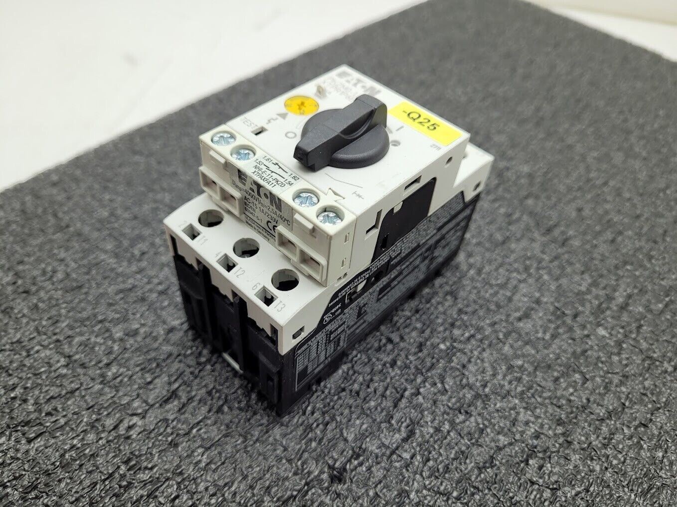 Eaton Moeller PKZM0-1.6 Thermal Magnetic Circuit Breaker 1-1.6A XTPR1P6BC1 600V