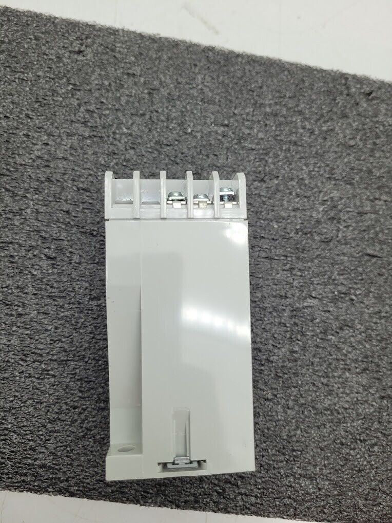 Schneider Electric Samwha PMR-22 PMR 22  Phase Monitoring Relay 160-300V 3PH