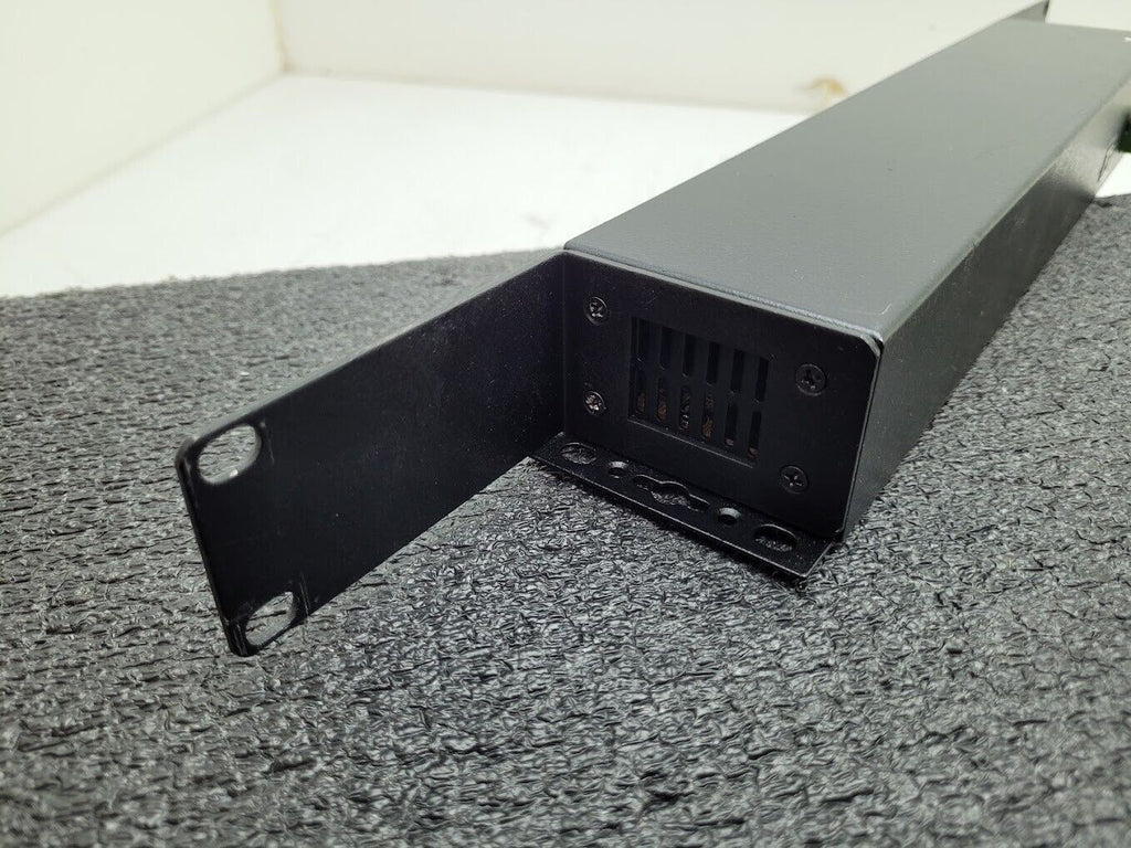USC CoolGear USB 2.0 to 16-port RS232 Serial Adapter USB-RS232 Adapter 7-24VDC