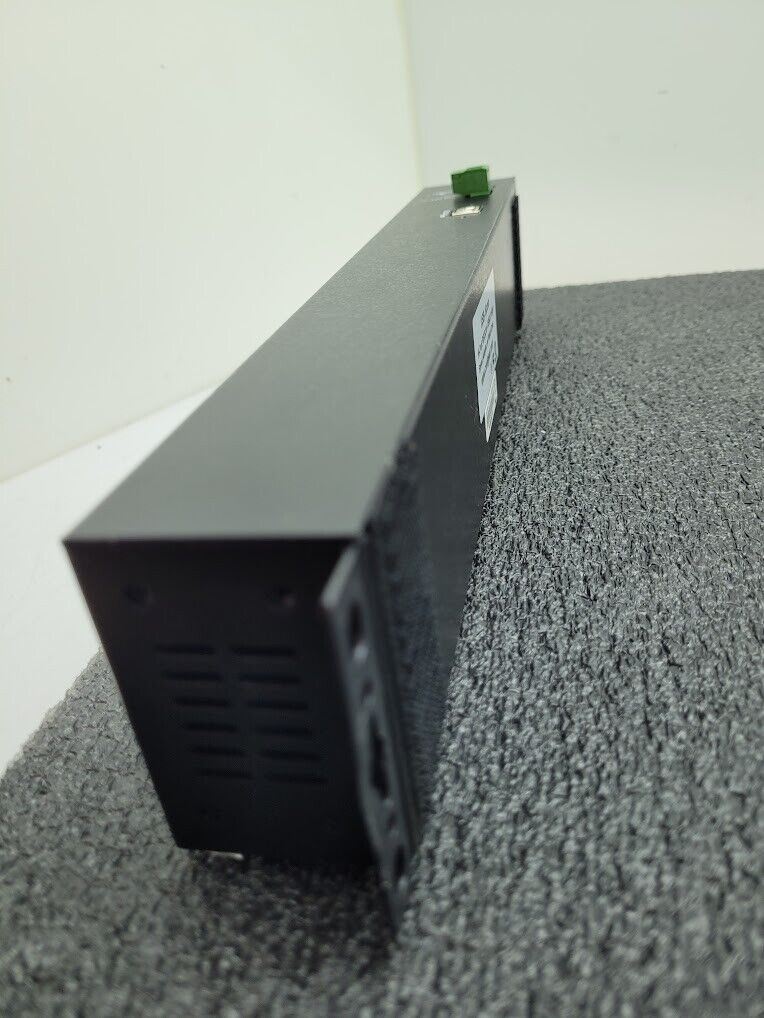 USC CoolGear USB 2.0 to 16-port RS232 Serial Adapter USB-RS232 Adapter 7-24VDC B