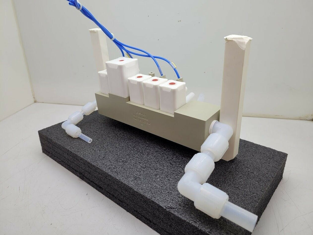 Gemu 5 Valve Diaphragm Shutoff Manifold Valve Air Open Spring Close PN4 PP "B"