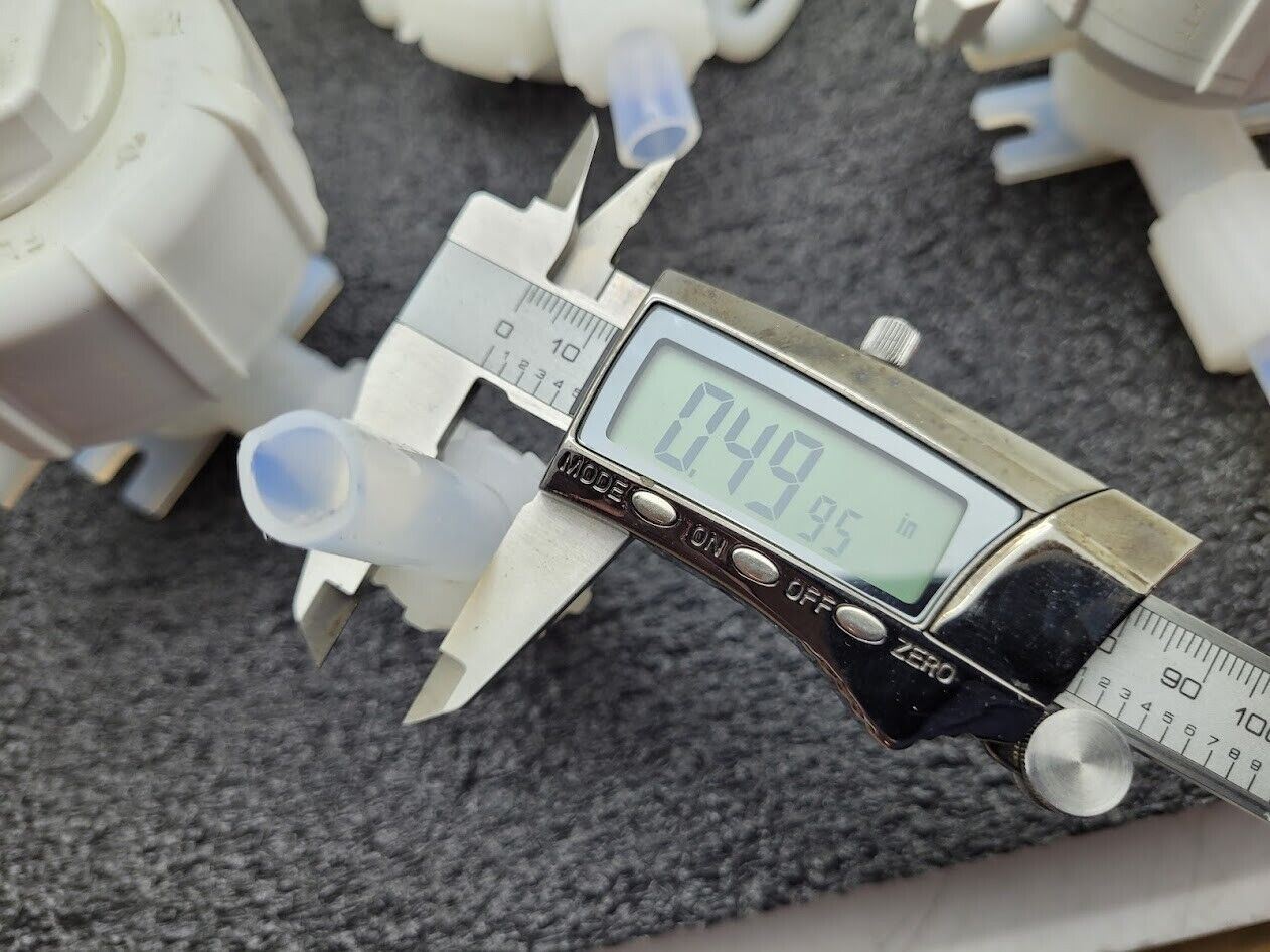 Flouroware 202-66-01 Pneumatic Actuated Diaphragm Valve Lot 1/2" Orifice 2,3-Way