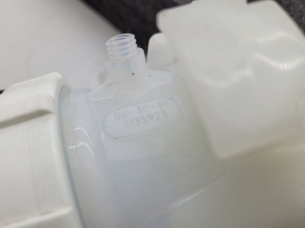 Flouroware 202-66-01 Pneumatic Actuated Diaphragm Valve Lot 1/2" Orifice 2,3-Way