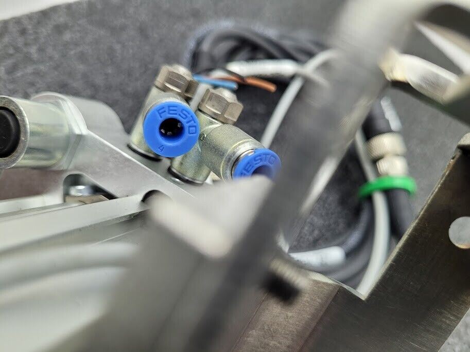 FESTO DGC-18-200-GF-PPV-A 532446 Linear Drive Pneumatic Actuator 200mm Travel