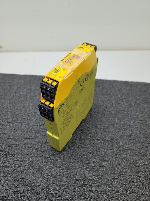 PILZ PNOZ PNOZsigma Safety Relay S3C24VDC 2N/O 751103 24 VDC 2.5W relay DIN Rail