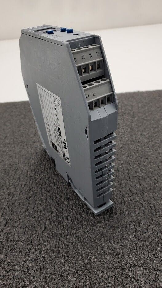 JUMO 701140/8888-888-22 Programmable Temperature Limiter, Temp Monitor DIN Rail