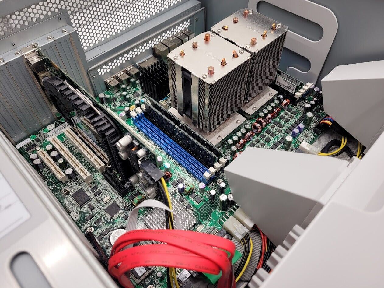 Sun Ultra 40 Workstation 2x Opteron 280 8GB Ram NVidia QuadroFX 3450 Very Clean