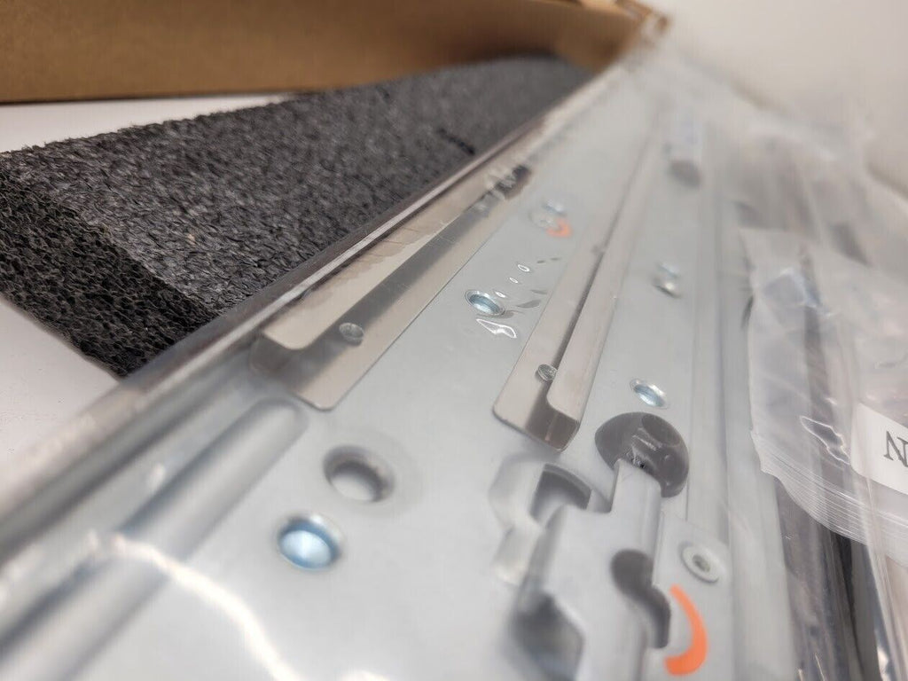 Dell Compellent SC20xx / SC40xx Left & Right Rack Sliding Rails NEW 994058-11