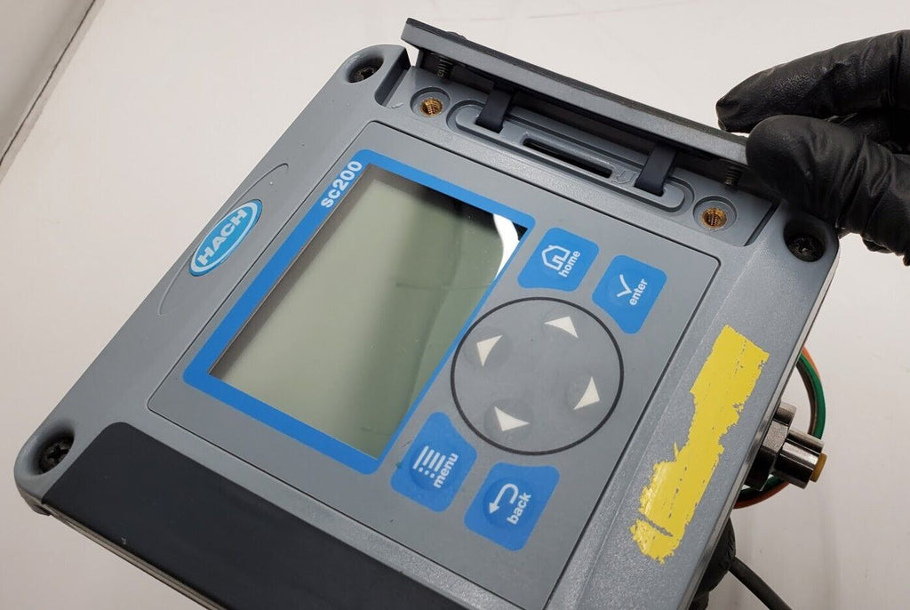 Hach SC200 NEMA 4X Universal Controller General Purpose Analyzer LXV404.99.00552
