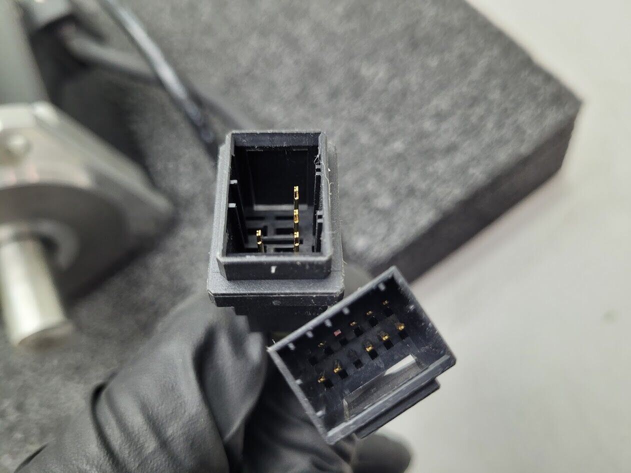 Automation Direct SVL-207 SVL207 Low Inertia AC Brushless Servo Motor 750W 3PH