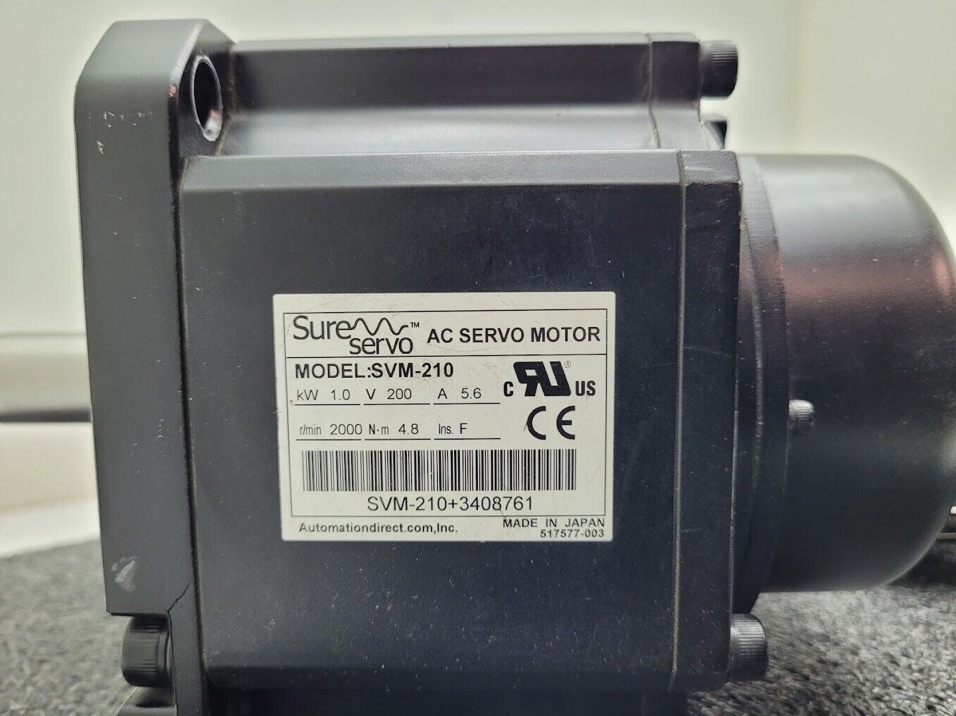 Automation Direct Sure Servo Motor SVM-210 AC 1kW 200V 5.6A 2000RPM w/ Cables