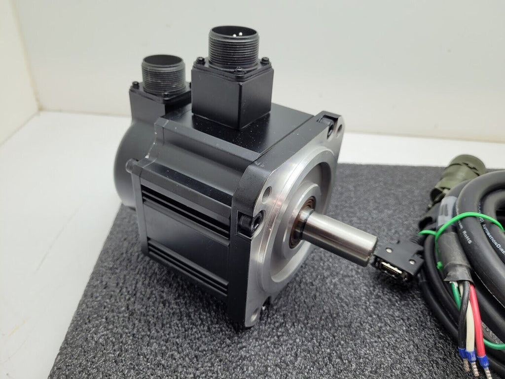 Automation Direct Sure Servo Motor SVM-210 AC 1kW 200V 5.6A 2000RPM w/ Cables