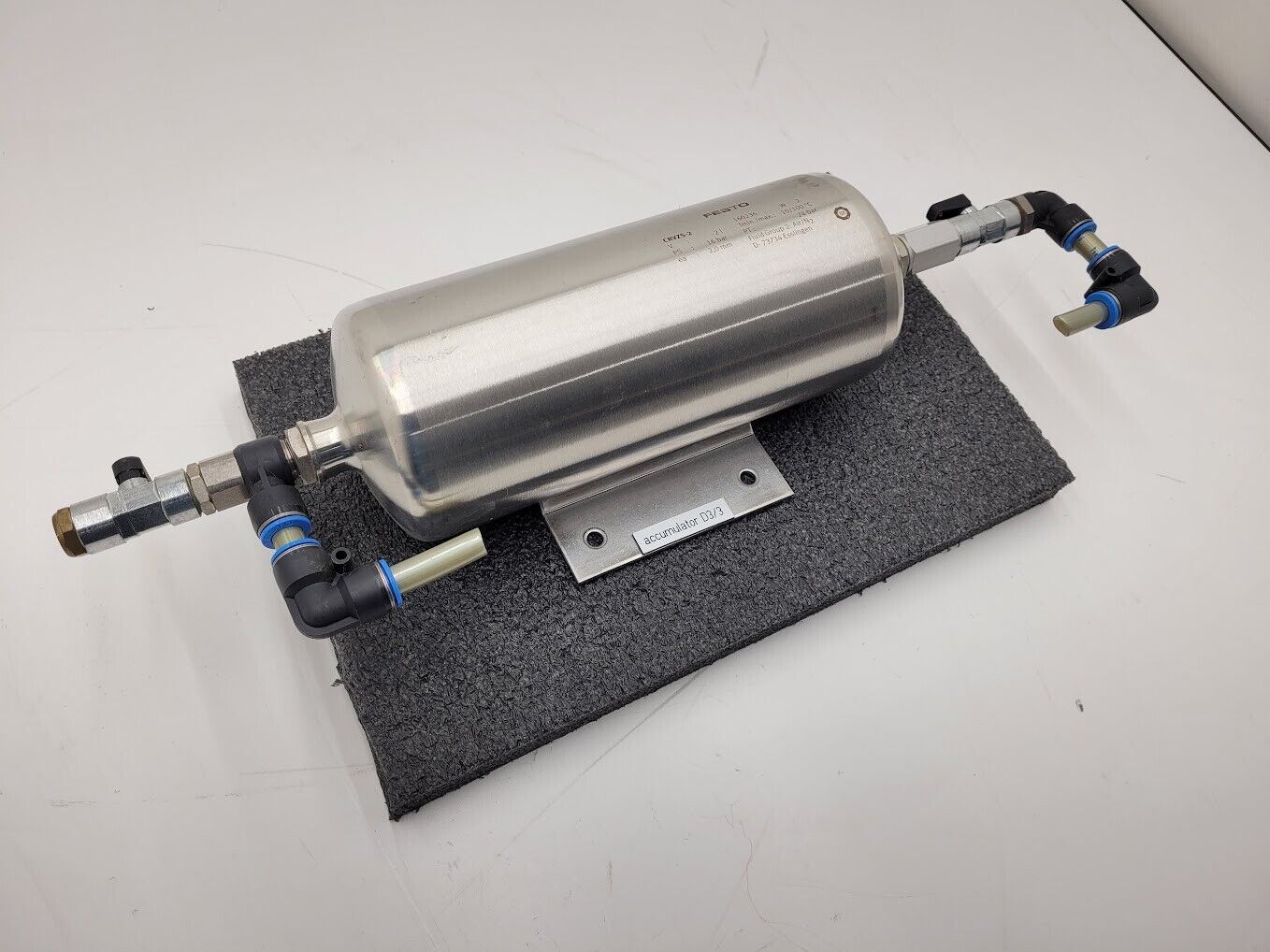 Festo CRVZS-2 160236 Stainless Steel 2 Liter Air Reservoir Tank 24 Bar 12mm Port