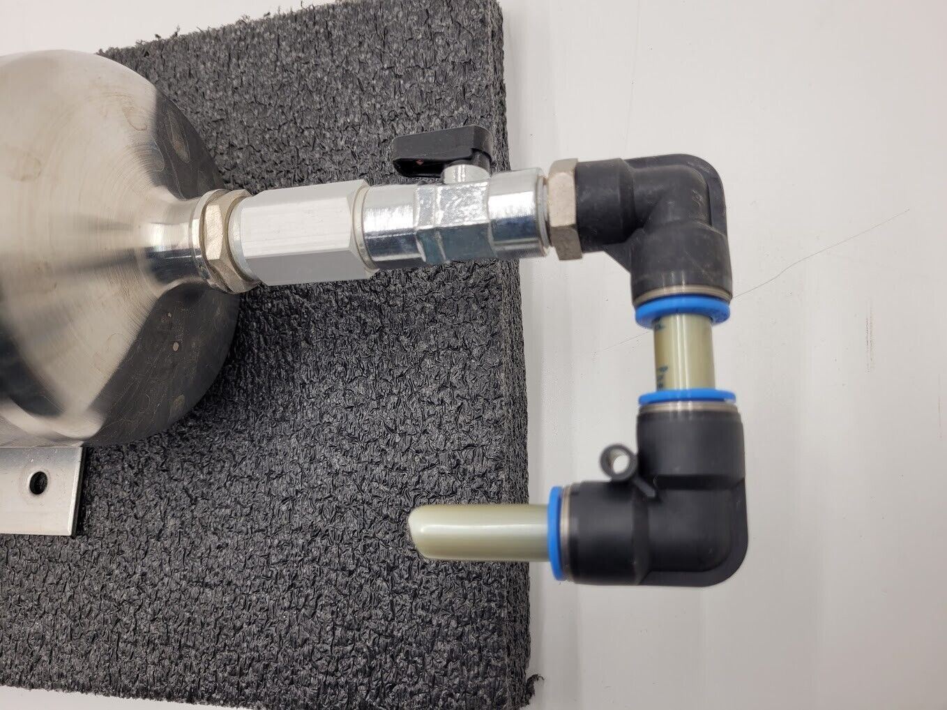 Festo CRVZS-2 160236 Stainless Steel 2 Liter Air Reservoir Tank 24 Bar 12mm Port